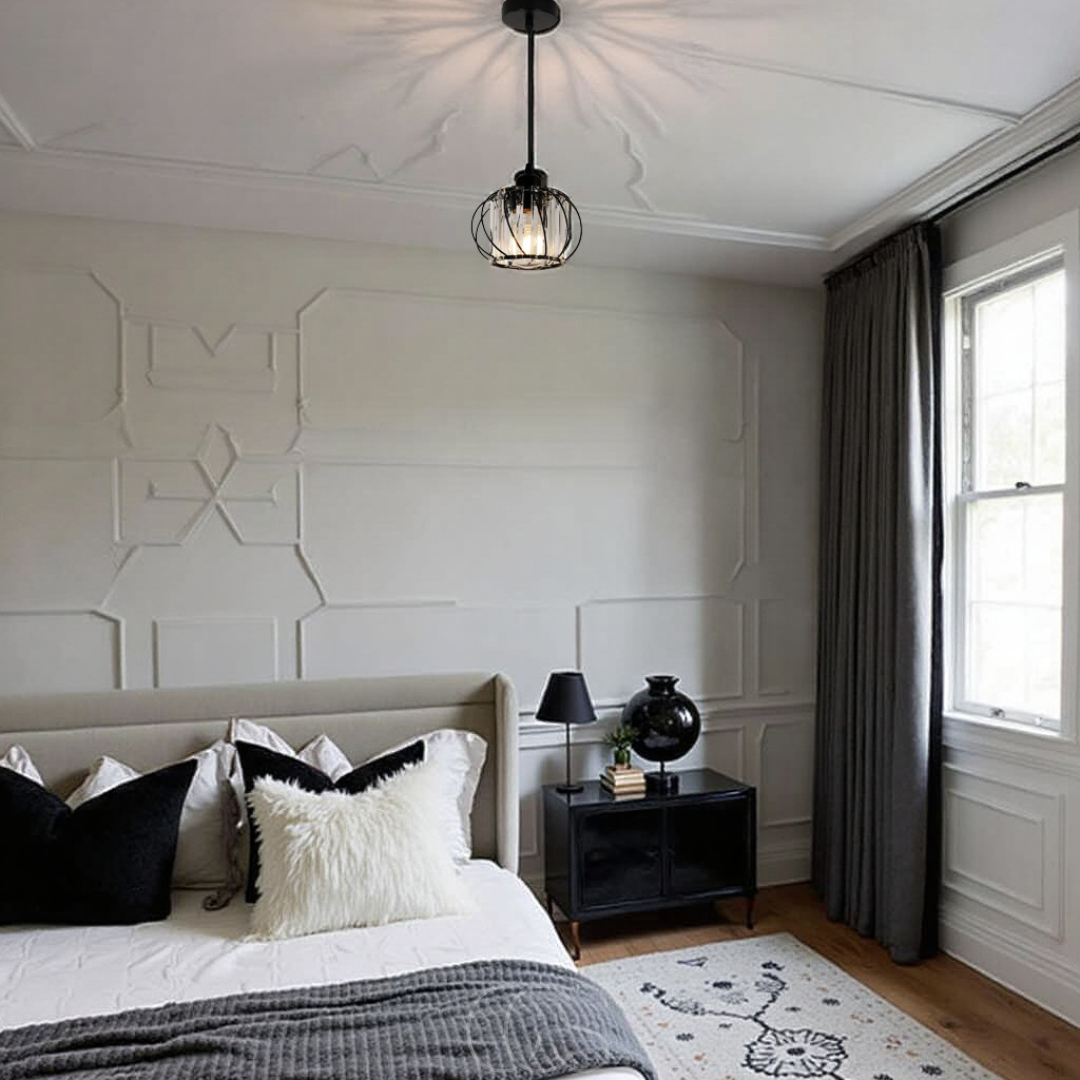 Nievk - Nordic Pendant Lamp with Spherical Glass - Black Design