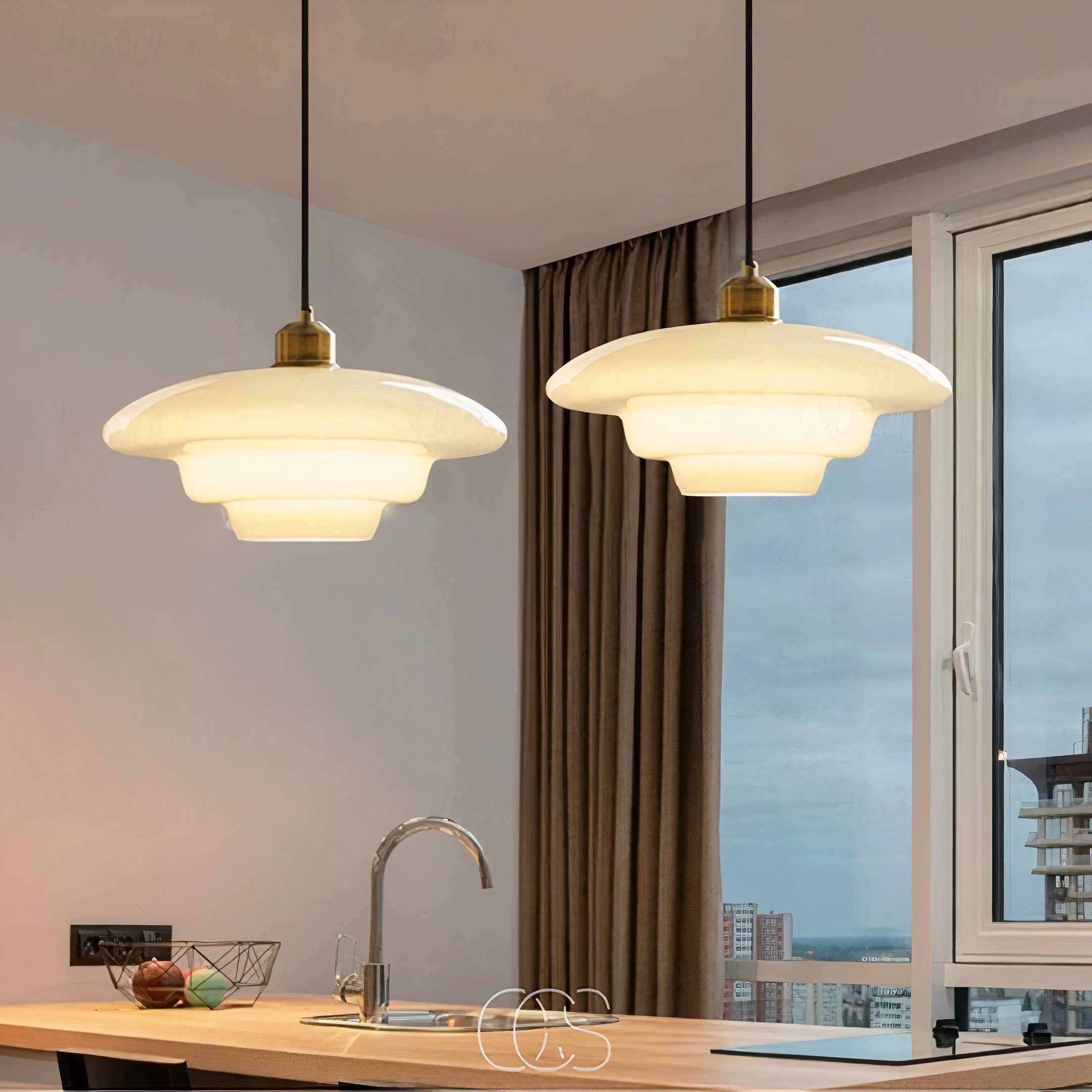 Nievk - Perle pendant lamp - Brass & Glass