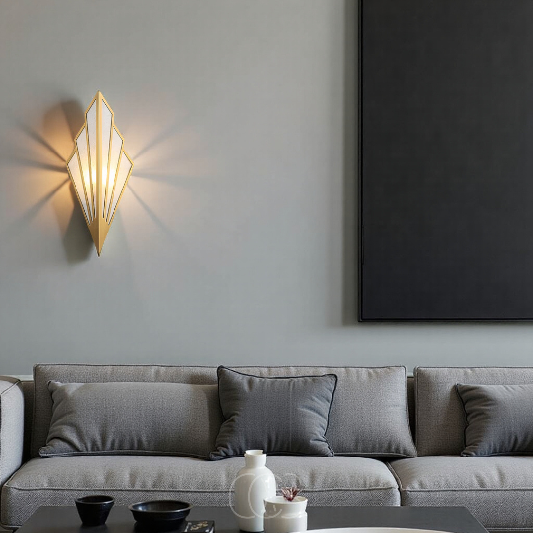 Nievk - Wall lamp with geometric diamond design