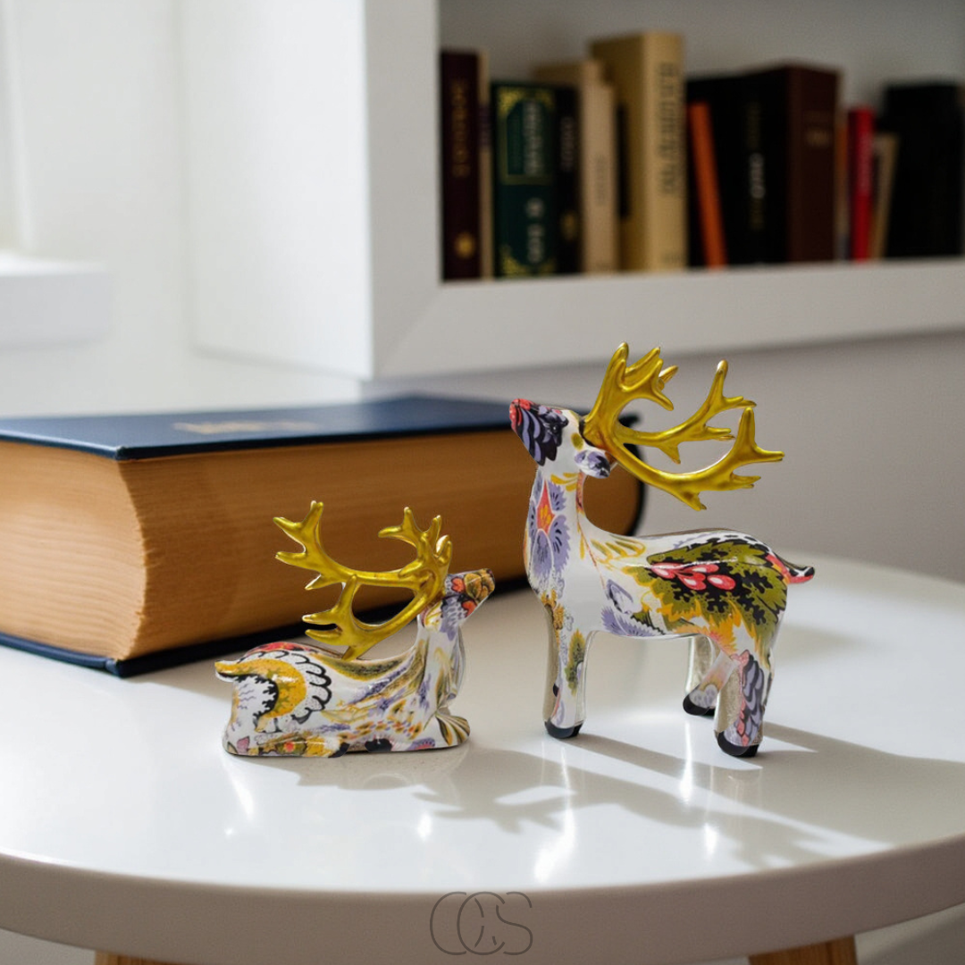 Nievk - Abstract Deer Sculpture - Decorative Table Sculpture in Resin