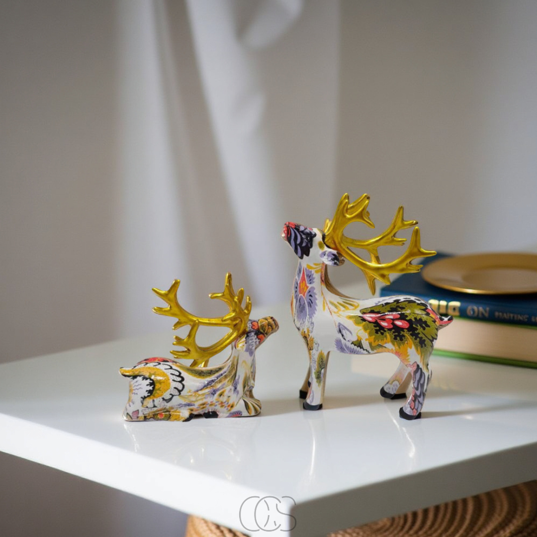 Nievk - Abstract Deer Sculpture - Decorative Table Sculpture in Resin