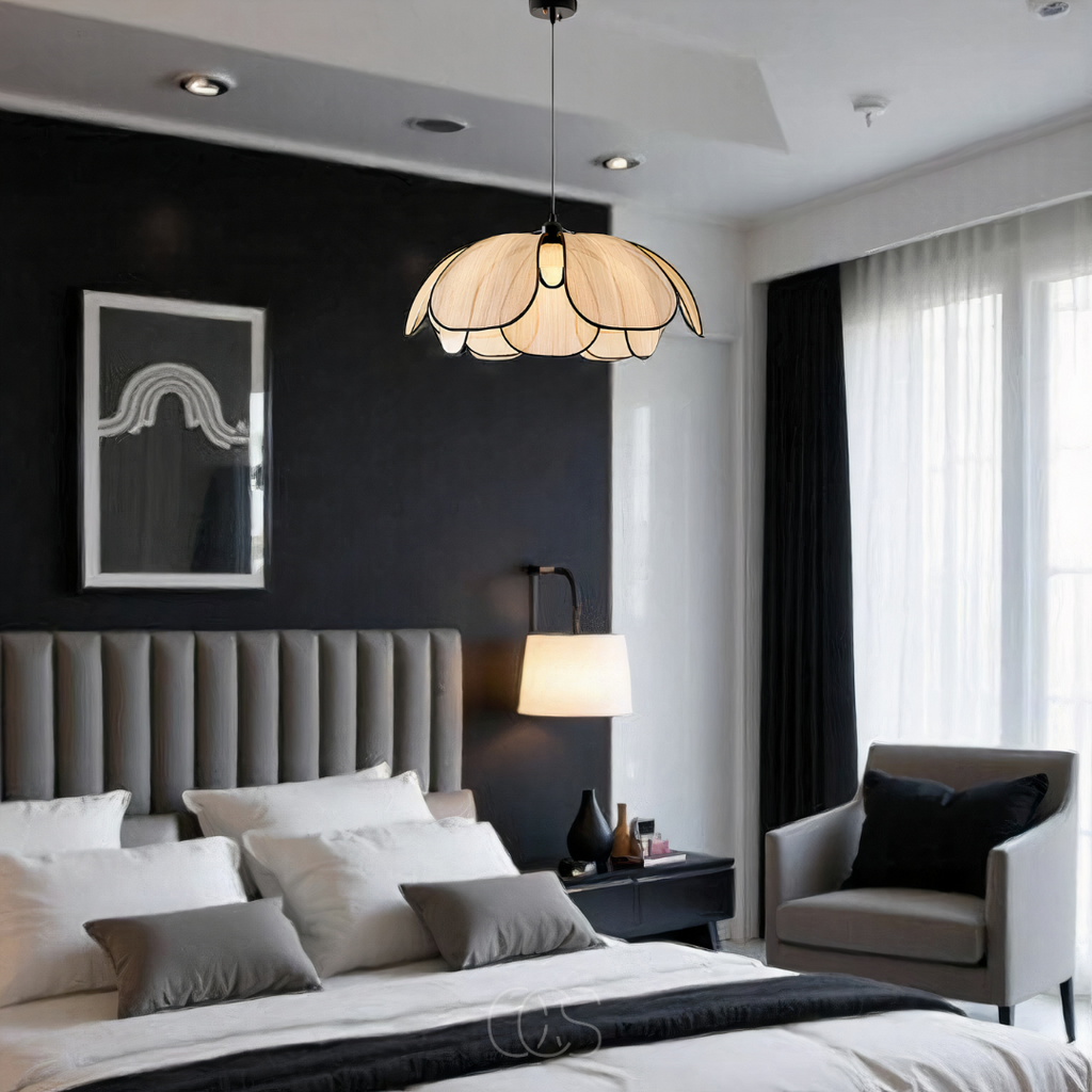 Nievk - Flower-shaped Rattan Pendant Lamp with Black Accents