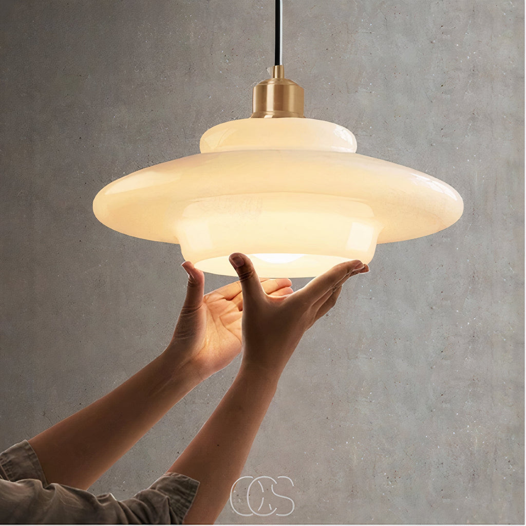 Nievk - Perle pendant lamp - Brass & Glass