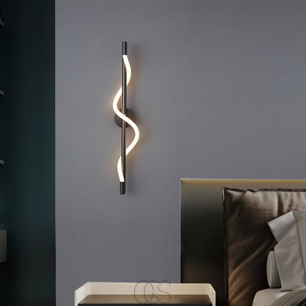 Nievk - Slim LED wall lamp - Black aluminum